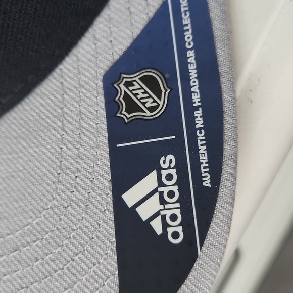 COPY - Adidas Blackhawks NHL Snap Back Cap - Picture 2 of 6